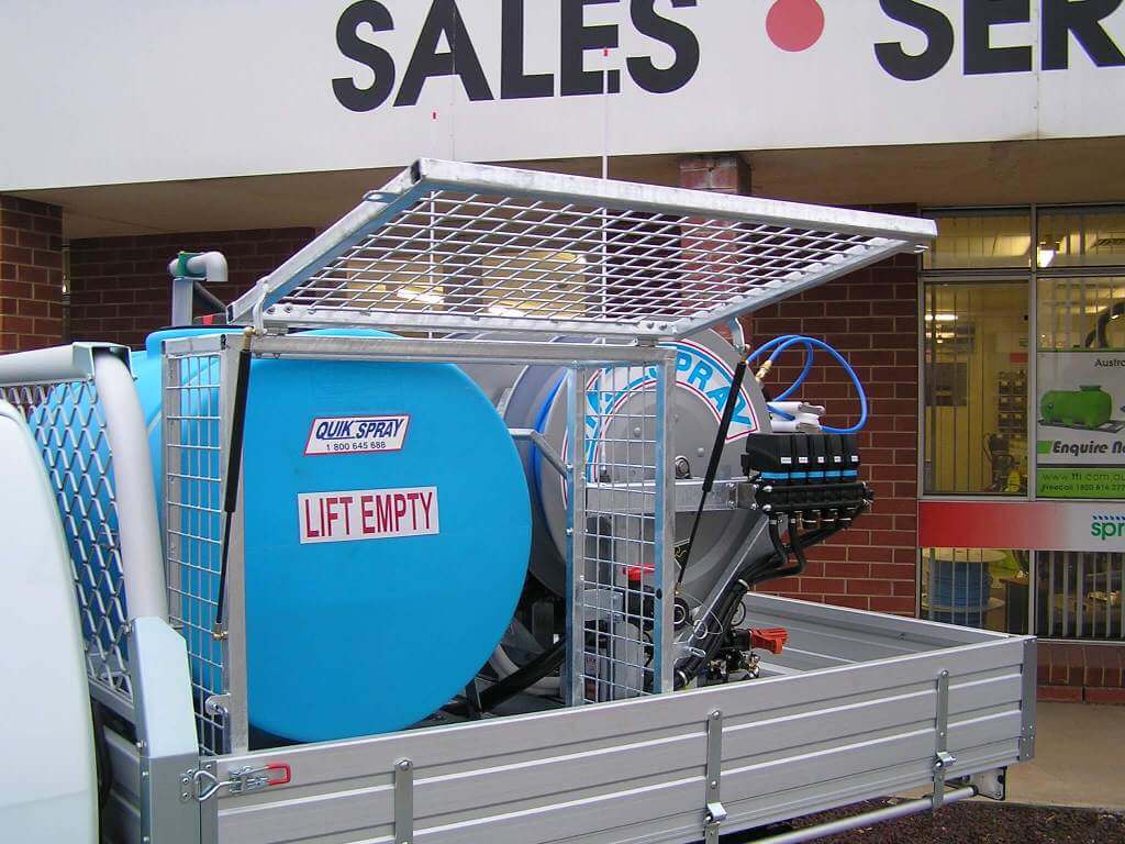 600litre twin reel quikspray chemical safety cage with 4metre boom spot spray gun and side jet gun